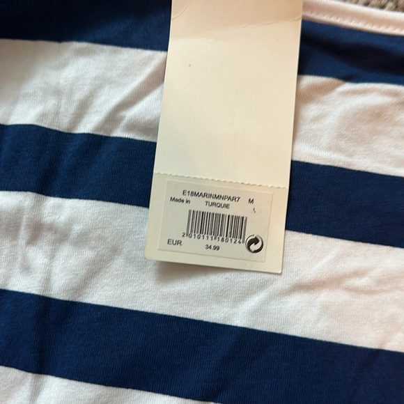 Disneyland Paris size M new with tag - Picture 4 of 6